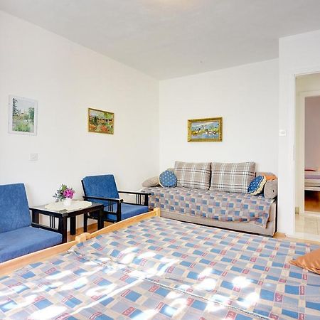 Apartment Zajec Premantura Exterior photo